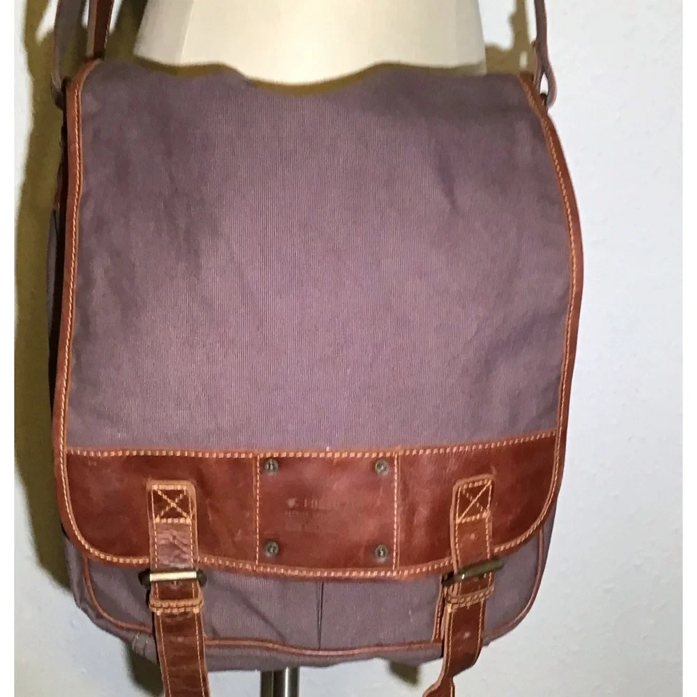 Fossil men’s leather/canvas messenger crossbody bag